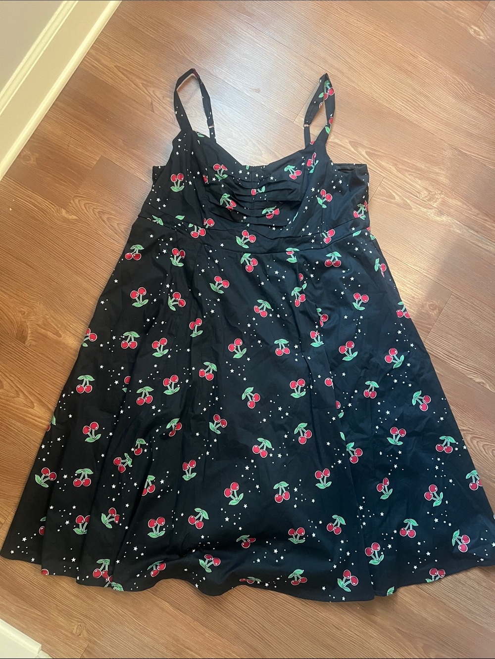 torrid Black Cherry-Print Midi Dress - Picture 2 of 14